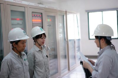 株洲供電公司對團山變電站開(kāi)展防汛排查