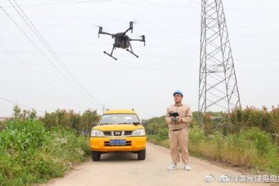 溧陽(yáng)供電公司利用無(wú)人機對輸電線(xiàn)路巡查