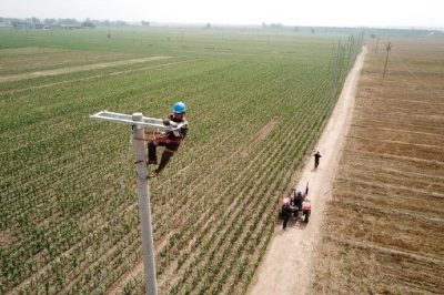 故城供電公司組織配變增容和線(xiàn)路改造工作