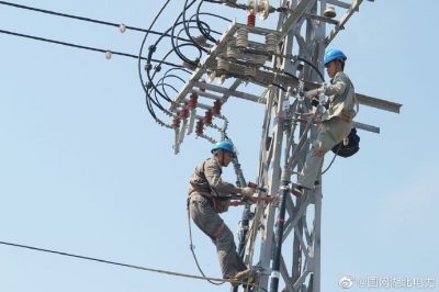 谷城供電對石花鎮大峪橋線(xiàn)路進(jìn)行改造升級