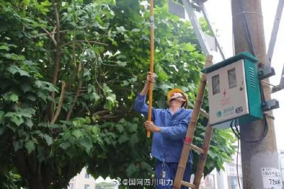臨潼區供電公司排除各類(lèi)設備故障10余處
