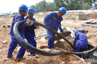 供電公司：檢查供電線(xiàn)路、農網(wǎng)改造、現場(chǎng)敷設電纜