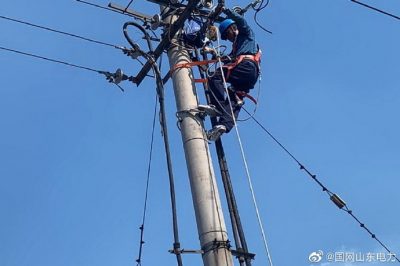 田工線(xiàn)大龐村093號臺區西線(xiàn)線(xiàn)路進(jìn)行低壓線(xiàn)路改造