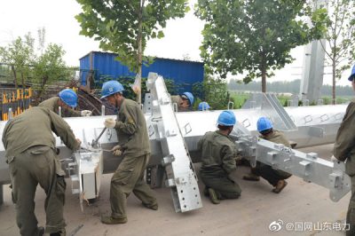 10千伏通達線(xiàn)富強支線(xiàn)新建9號轉角鐵塔線(xiàn)路，助力地方經(jīng)濟發(fā)展