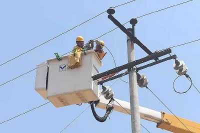 石家莊市鹿泉區供電公司完成帶電接引帶電檢修作業(yè)