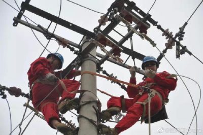 青縣供電公司對10千伏陳新5682線(xiàn)路故障及時(shí)搶修