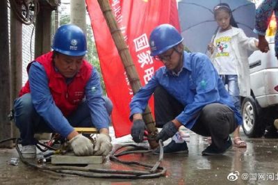 行唐縣供電公司不間斷開(kāi)展故障搶修作業(yè)，確保居民客戶(hù)正常供電