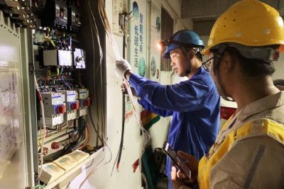 電動(dòng)汽車(chē)智能充電樁進(jìn)駐政府車(chē)庫