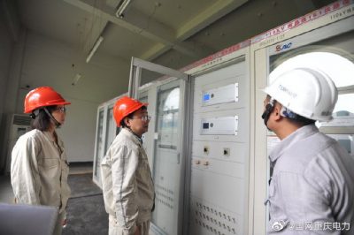 合川供電公司上門(mén)指導客戶(hù)合理安排生產(chǎn)生活負荷