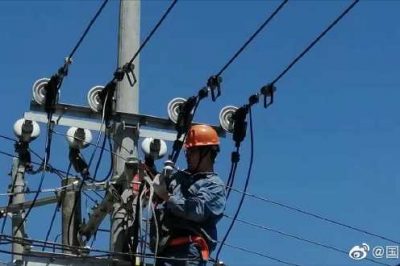 克服炎熱高溫搶修臺區配電出線(xiàn)電纜兩相短路故障