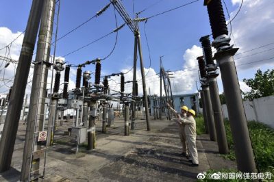 昆山市供電公司對110千伏陸楊變電站開(kāi)展巡視測溫