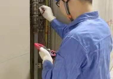 晉州市供電公司220千伏里豐變電站電能表進(jìn)行現場(chǎng)測量校驗