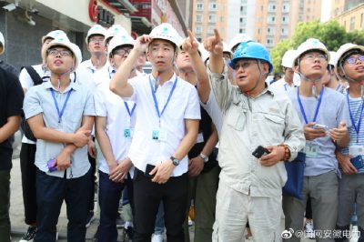 安徽電力公司2019年新入職員工集中合肥供電公司搶修現場(chǎng)參觀(guān)學(xué)習
