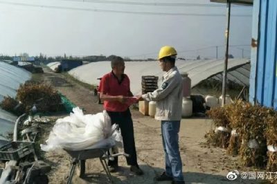 1000千伏泰吳線(xiàn)附近塑料大棚隱患排查