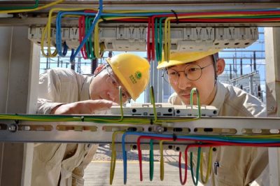 南京供電公司變電運維室運維人員在220千伏華科變開(kāi)展特巡工作