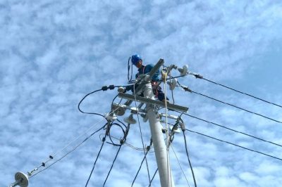 蓬萊市供電公司進(jìn)一步解決了線(xiàn)路低電壓?jiǎn)?wèn)題