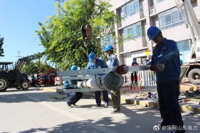 高唐縣供電公司對10千伏卅東線(xiàn)后辛支線(xiàn)全部絕緣化處理