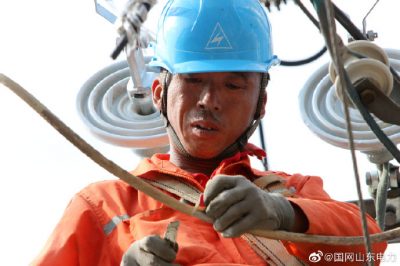 10千伏永吉線(xiàn)開(kāi)展秋季線(xiàn)路大檢修工作