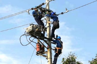 臨朐縣供電公司對東城工業(yè)園的10千伏榮懷I線(xiàn)進(jìn)行遷移改造