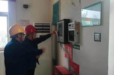 武強縣供電公司組織安監部與運維部攜手進(jìn)行變電站消防檢查