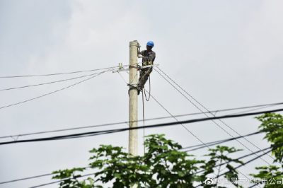 昆山市供電公司對10千伏港安線(xiàn)進(jìn)行升級改造