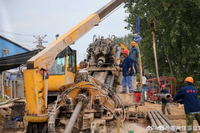 馬洲島福北水道敷設10千伏過(guò)江電纜