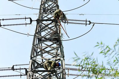 濟陽(yáng)區供電公司對110千伏中新線(xiàn)進(jìn)行檢修改造