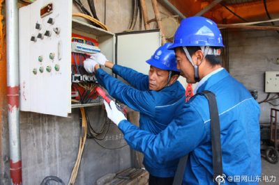寺頭鎮山楂冷風(fēng)庫進(jìn)行用電設備檢查