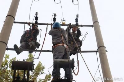 中韓村臺區機井灌溉用電線(xiàn)路進(jìn)行改造