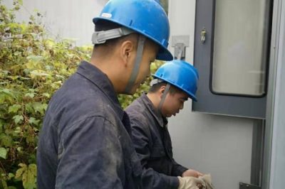 鄠邑區供電公司排除各類(lèi)故障  力?？蛻?hù)供電