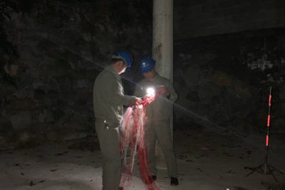 宜昌市夷陵區供電公司為公變更換電表及加裝接線(xiàn)端子