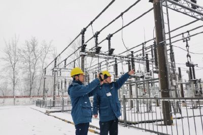 聊城供電公司組織開(kāi)展雪中特巡工作