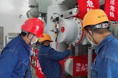 進(jìn)行搶修配合驗收 推進(jìn)電網(wǎng)建設