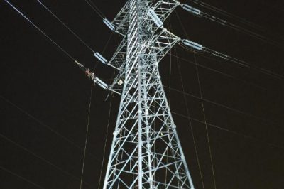 湖北送變電公司順利完成更換鐵路導線(xiàn)