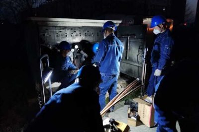 搶修：市政基建施工造成10千伏支線(xiàn)電纜被挖斷
