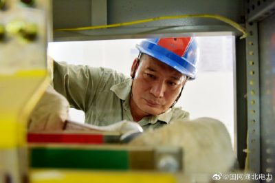 及時(shí)新建電力配套設施，服務(wù)居民用電