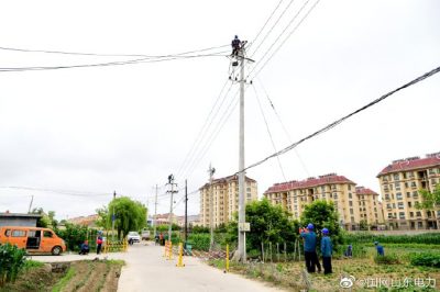 三條線(xiàn)路同時(shí)升級 滿(mǎn)足降溫用電需求