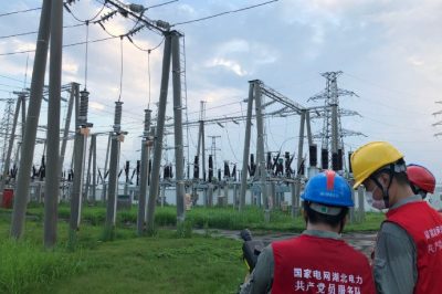 變電“拍了拍”，輸電出動(dòng)“激光炮”