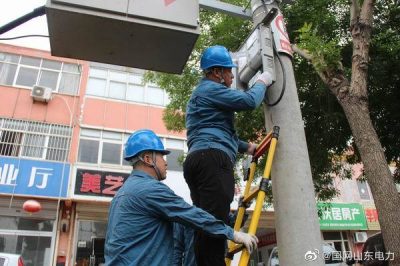 加快100千伏安配變業(yè)擴增容  保障商戶(hù)用電
