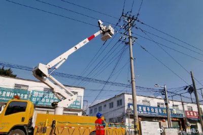 10千伏宏達線(xiàn)前鋪支線(xiàn)新上配電變壓器實(shí)施帶電接火