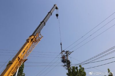 對10千伏葛溝一支線(xiàn)進(jìn)行農網(wǎng)檢修改造施工