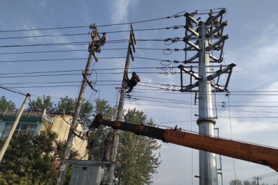建設2#變配電變壓器以及該臺變所屬的400V低壓桿線(xiàn)一次性組織施工遷移