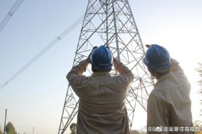 巡視特高壓線(xiàn)路 確保秋季電力供應