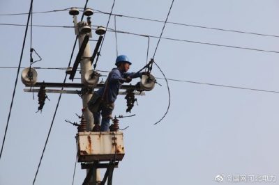 對10千伏724車(chē)固線(xiàn)進(jìn)行改造