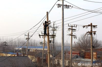 對青陽(yáng)鎮10千伏劉家線(xiàn)實(shí)施線(xiàn)路聯(lián)絡(luò )工程改造