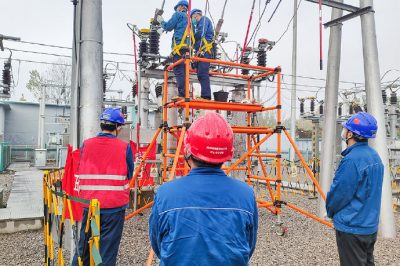 35千伏官莊變電站開(kāi)展設備施工改造